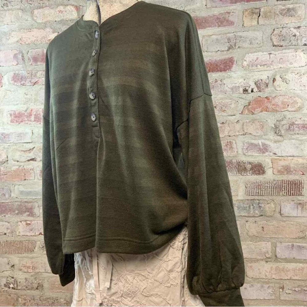 Banana Republic Olive Green Cropped Balloon Sleeve Top - Picture 2 of 5